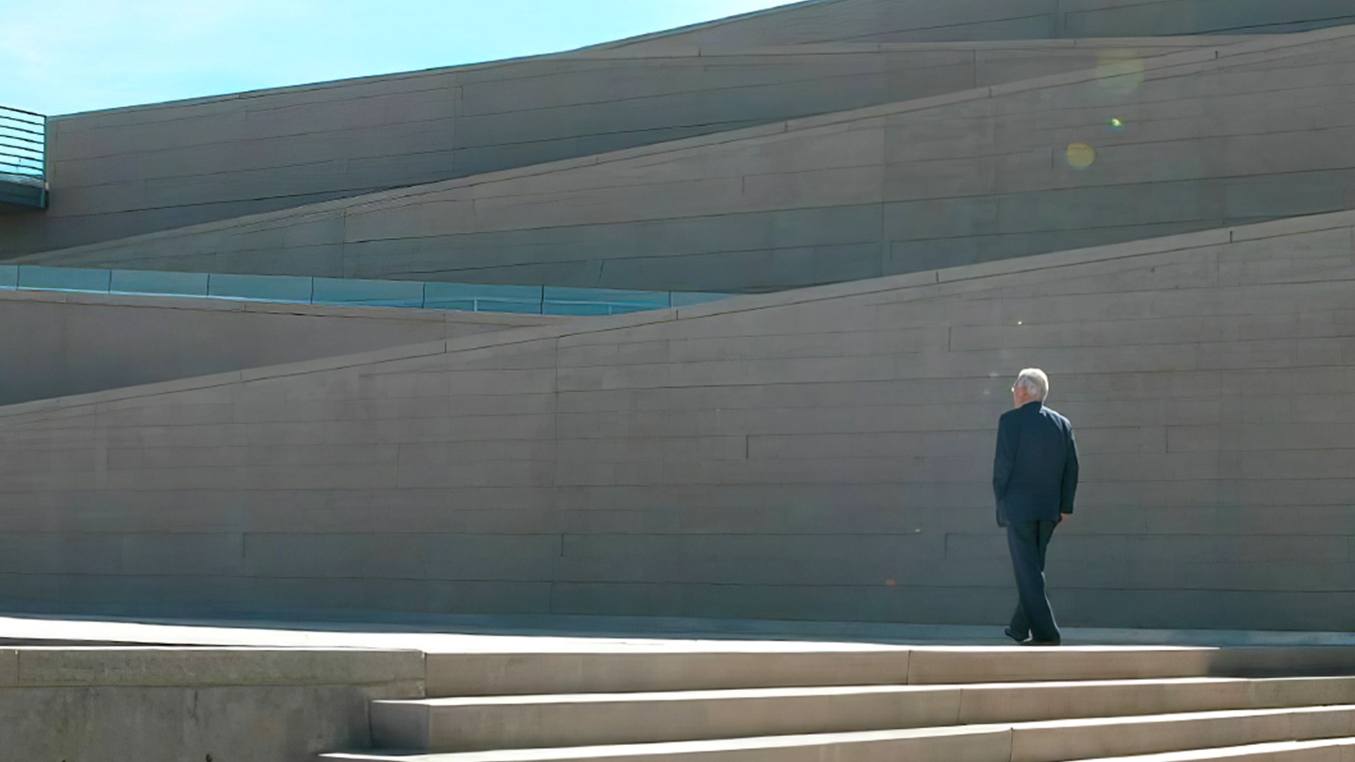 Arthur Erickson: Beauty Between the Lines