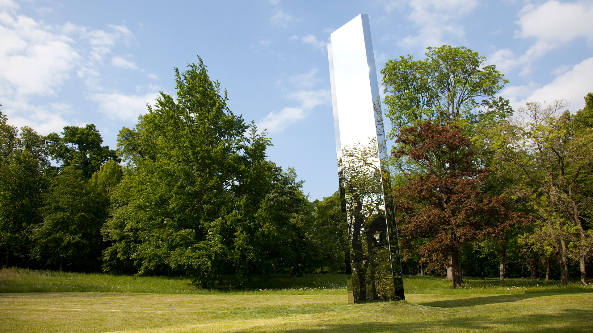 Arik Levy, Giant Log, Blickachsen 12, 2019, Bad Homburg, Germany| Arik Levy| Blickachsen 12| STIR