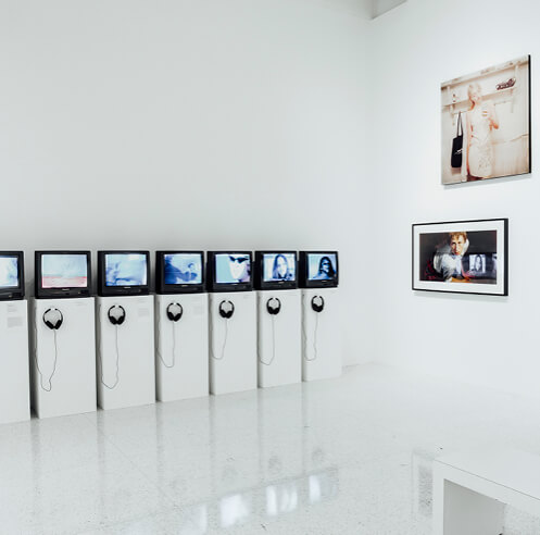 Body as subject and object in the real and virtual world of contemporary art