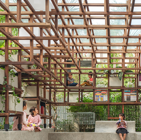 The VAC Library in Hanoi brings together children, plants and animals