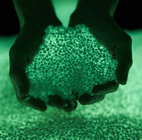 Daan Roosegaarde invites your <em>Presence</em> at the Groninger Museum in the Netherlands
