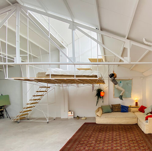 Pia Mendaro designs an elevated living space in a former warehouse in Madrid