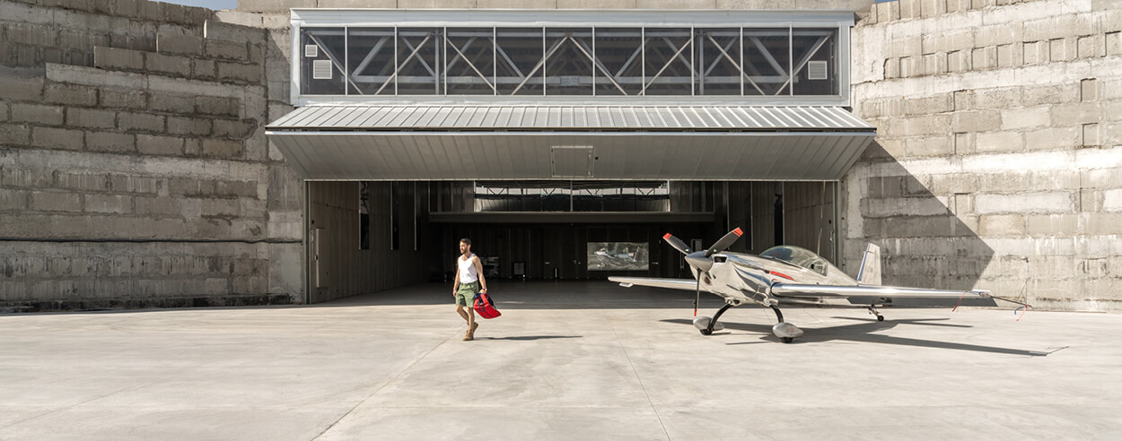 AEROTIM Hangar channels aviation and its spirit through material restraint and clarity AEROTIM Hangar channels aviation and its spirit through material restraint and clarity