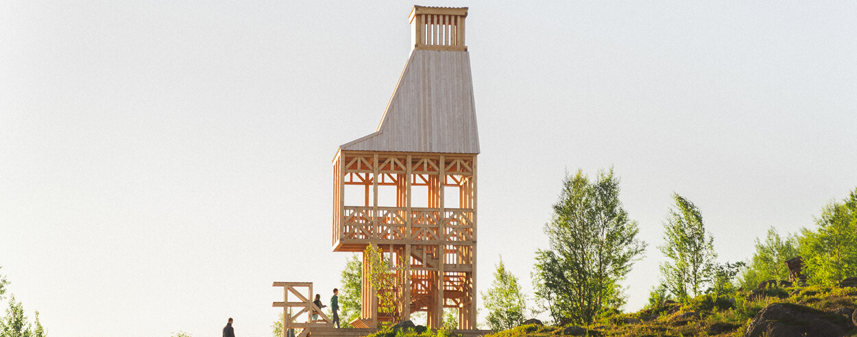 Kola Bay Lighthouse Viewpoint reinterprets the port’s industrial past in seasoned timber Kola Bay Lighthouse Viewpoint reinterprets the port’s industrial past in seasoned timber