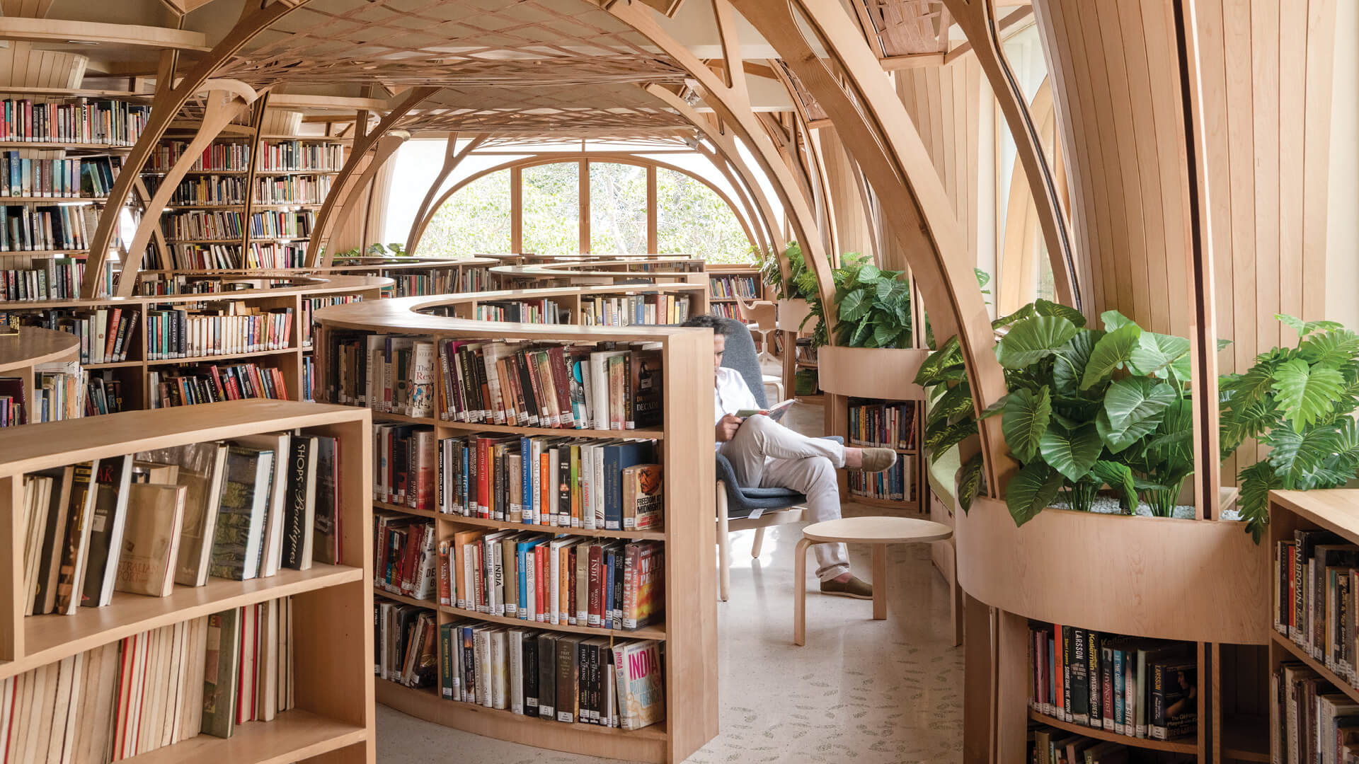 The Forest of Knowledge simulates the experience of reading under the trees’ foliage | Forest of Knowledge | Studio Hinge | STIRworld