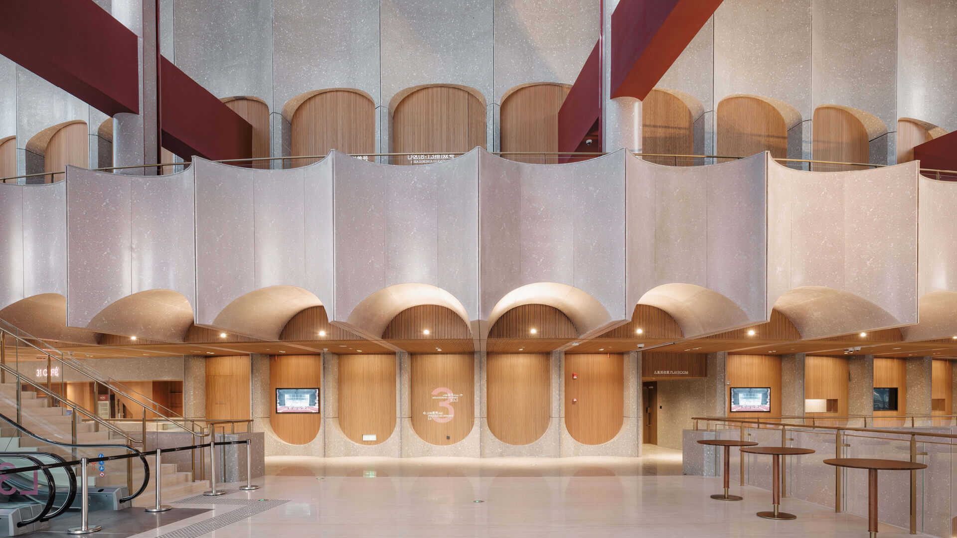 The interior design for the New Bund 31 Performing Arts Centre draws on the archetype of the arena | New Bund 31 Performing Arts Center | Neri&Hu | STIRworld