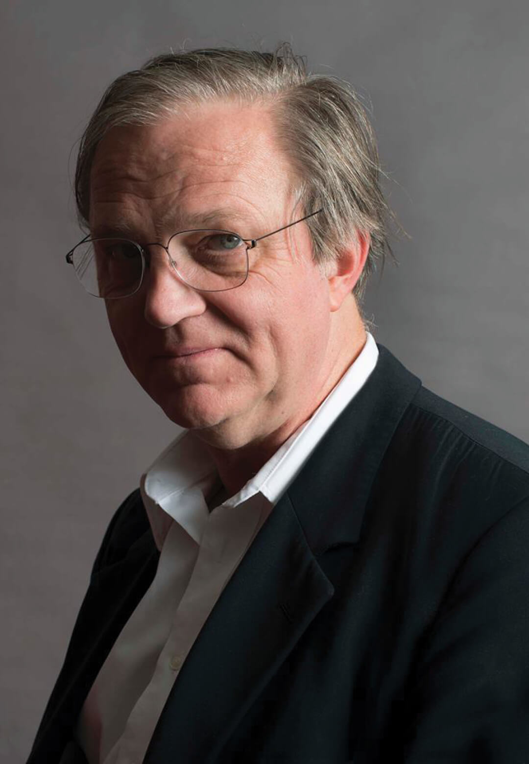 (L) Portrait of Robert Storr; (R ) Robert Ryman: 1961–1964, Installation view,   November 9, 2023 - February 3, 2024, David Zwirner, New York | Robert Storr | STIRworld