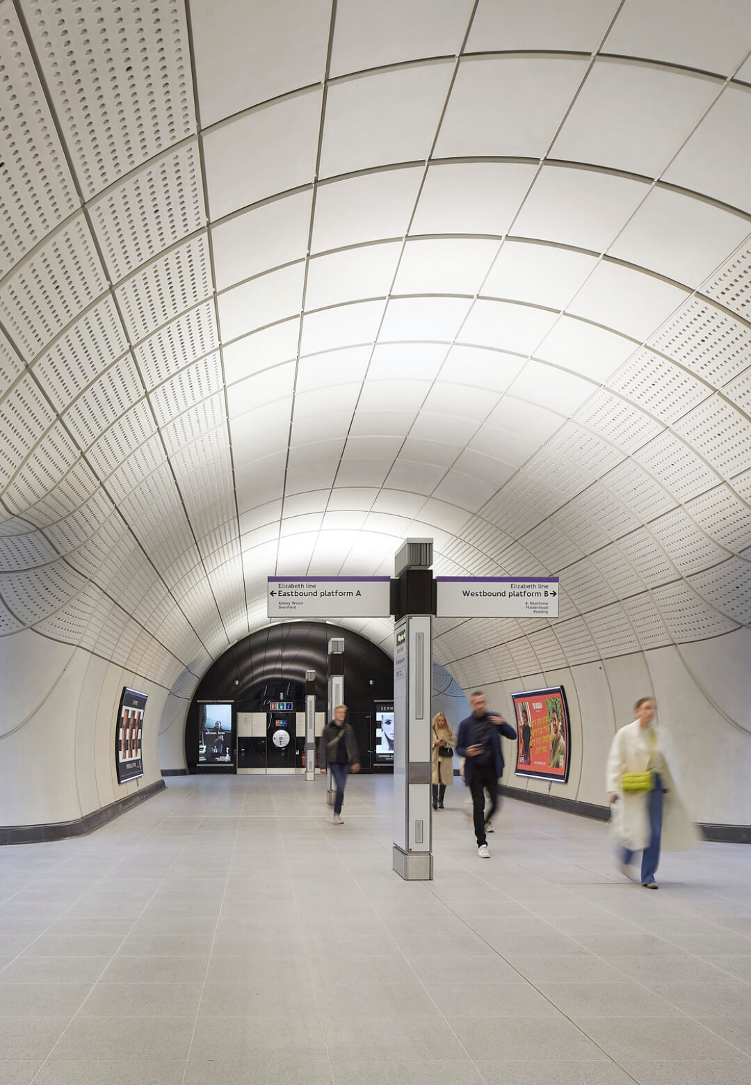 Winner of the 2024 Stirling Prize, the Elizabeth Line spans over 42 kilometres, featuring 10 new central stations and 31 renovated stations | Elizabeth Line | Grimshaw | STIRworld