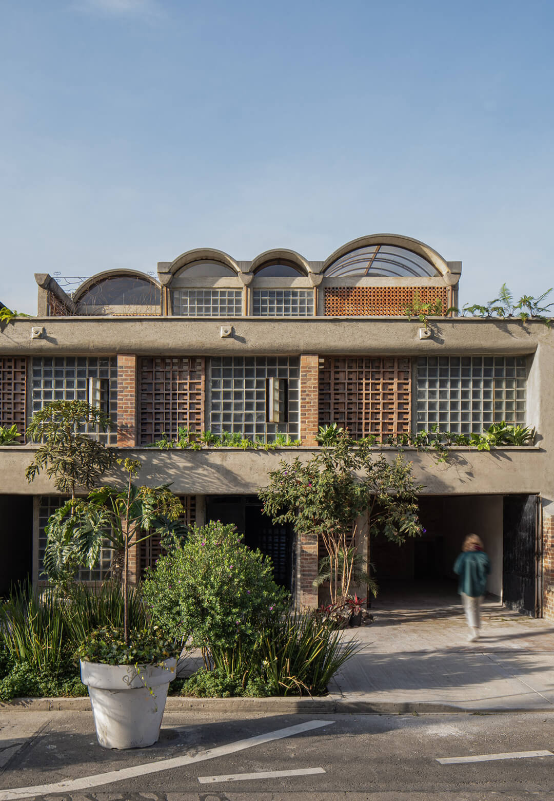 Atelier Tropical House by Yemail Arquitectura  | Atelier Tropical House | Yemail Arquitectura | STIRworld