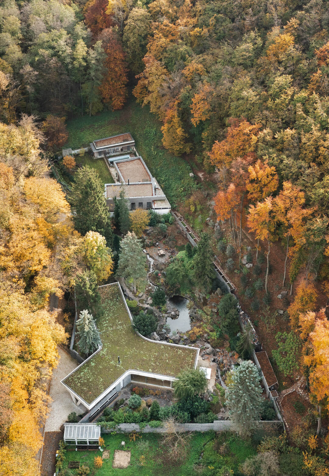 The Banánka House by Paulíny Hovorka Architects | Banánka House| Martin Paulíny and Braňo Hovorka | STIRworld