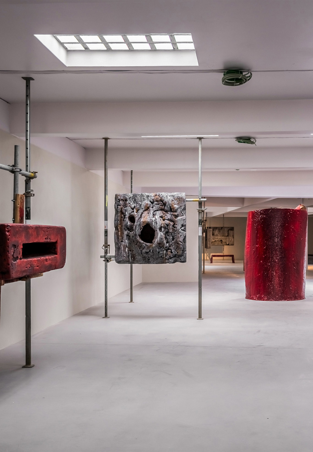 Installation view of &lsquo;La Rencontre du Troisi&egrave;me Type&rsquo;, Bernard T. Sestig and Middernacht & Alexander, on view at THE GET, Ghent, Belgium, 2026 | La Rencontre du Troisi&egrave;me Type | THE GET | Bernard T. S