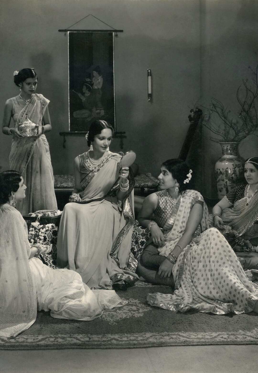 Jawani ki Hawa, 1935, Bombay Talkies, d. Franz Osten|Devika Rani and others in an iconic tableau composition| A Cinematic Imagination | JNAF | STIRworld
