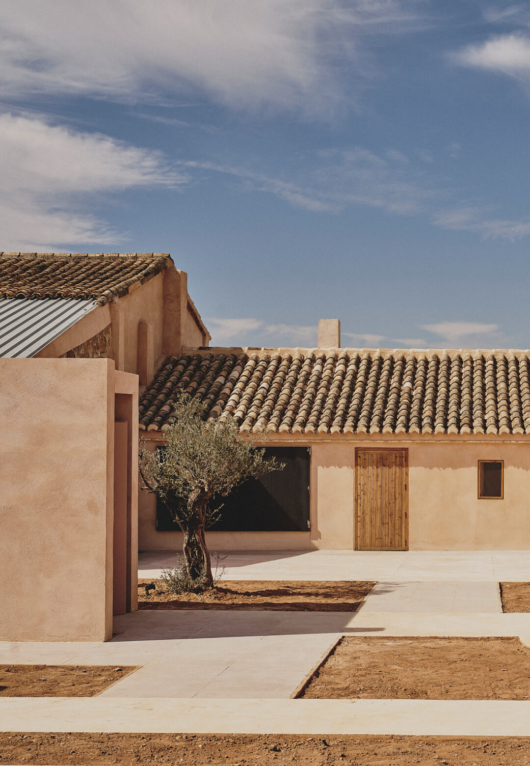 CASU Residence by Belen Ilarri Studio | CASU Residence | Belen Ilarri Studio | STIRworld