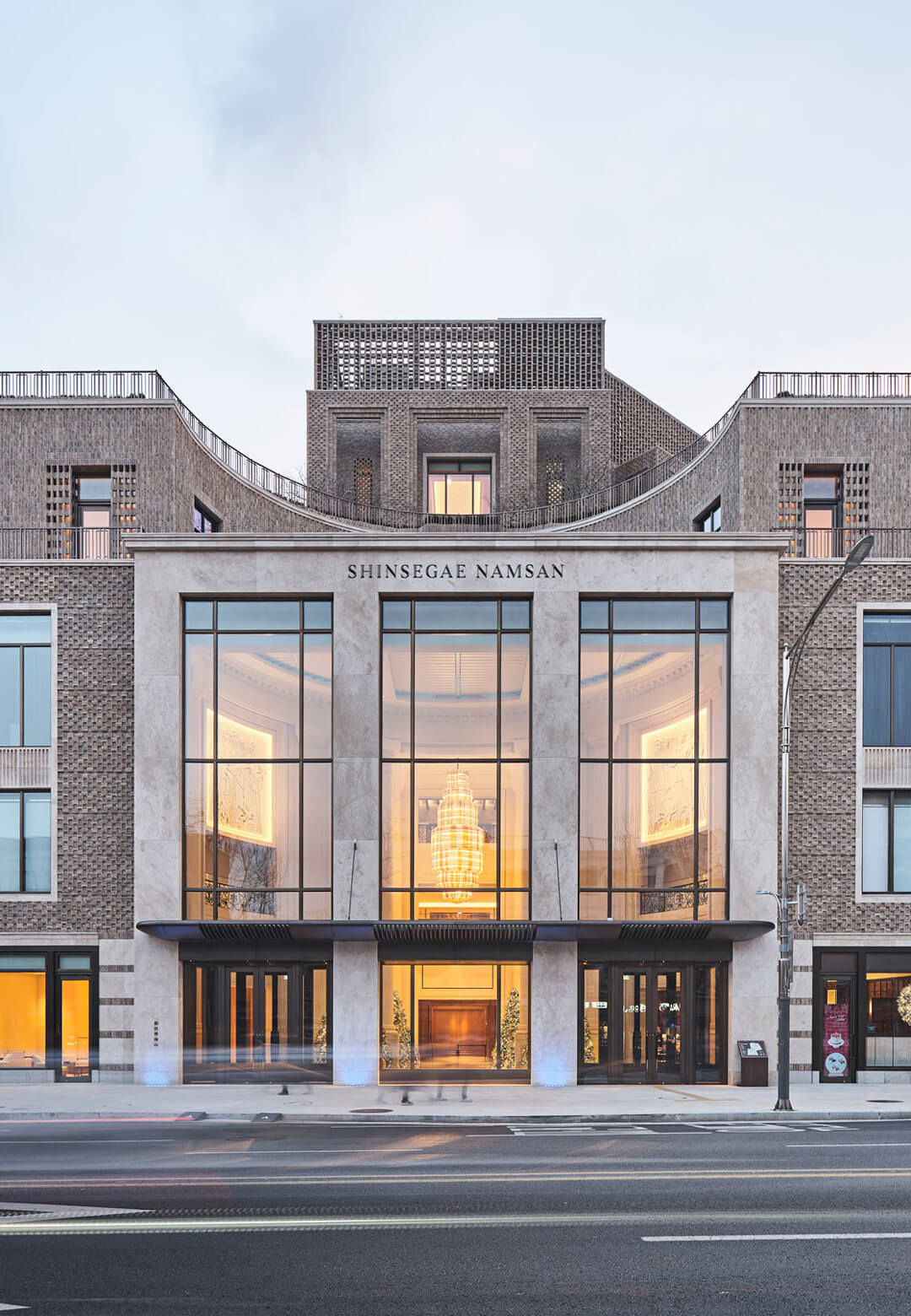 Shinsegae Namsan by RAMSA is a landmark blending corporate and cultural functions| Shinsegae Namsan | Robert A.M. Stern Architects (RAMSA) | STIRworld
