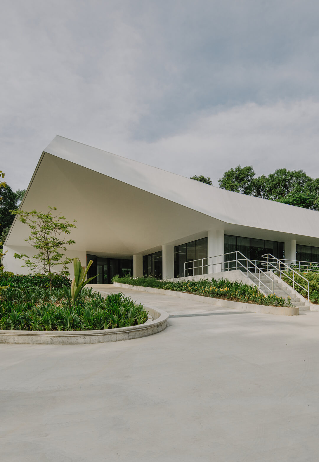 The Swiss Embassy Singapore is a renovation and expansion undertaking by Berrel Kräutler Architekten, transforming a chancery building constructed in 1984 | Swiss Embassy Singapore | Berrel Kräutler A