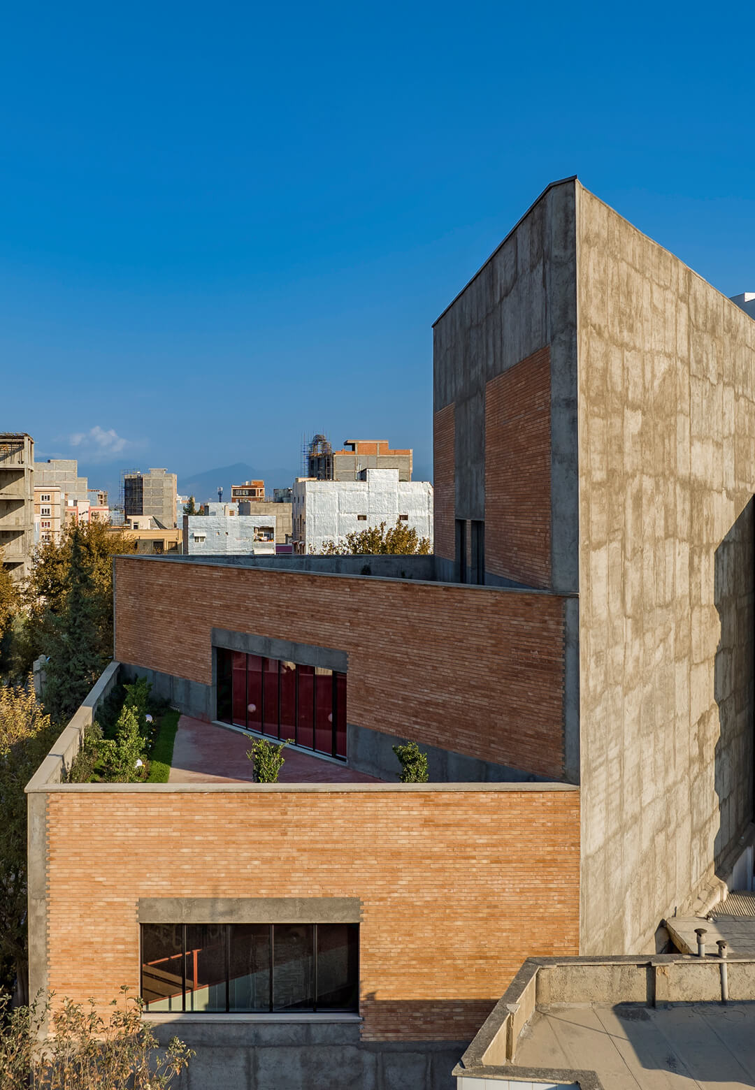 Dr.Beski Science Foundation mirrors the local aesthetic of unfinished walls | Dr.Beski Science Foundation | ZAV Architects | STIRworld