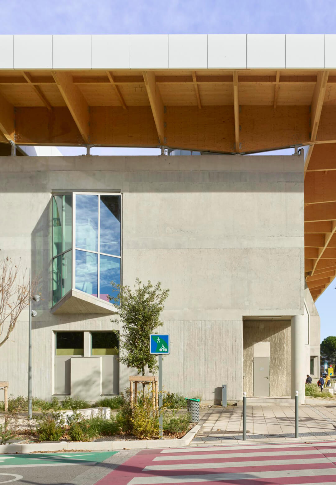A sculptural canopy tops the Madeleine Renaud and Jean-Louis Barrault Library, part of a refurbishment exercise by Jakob+MacFarlane | Madeleine Renaud and Jean-Louis Barrault Library | Jakob+MacFarlan
