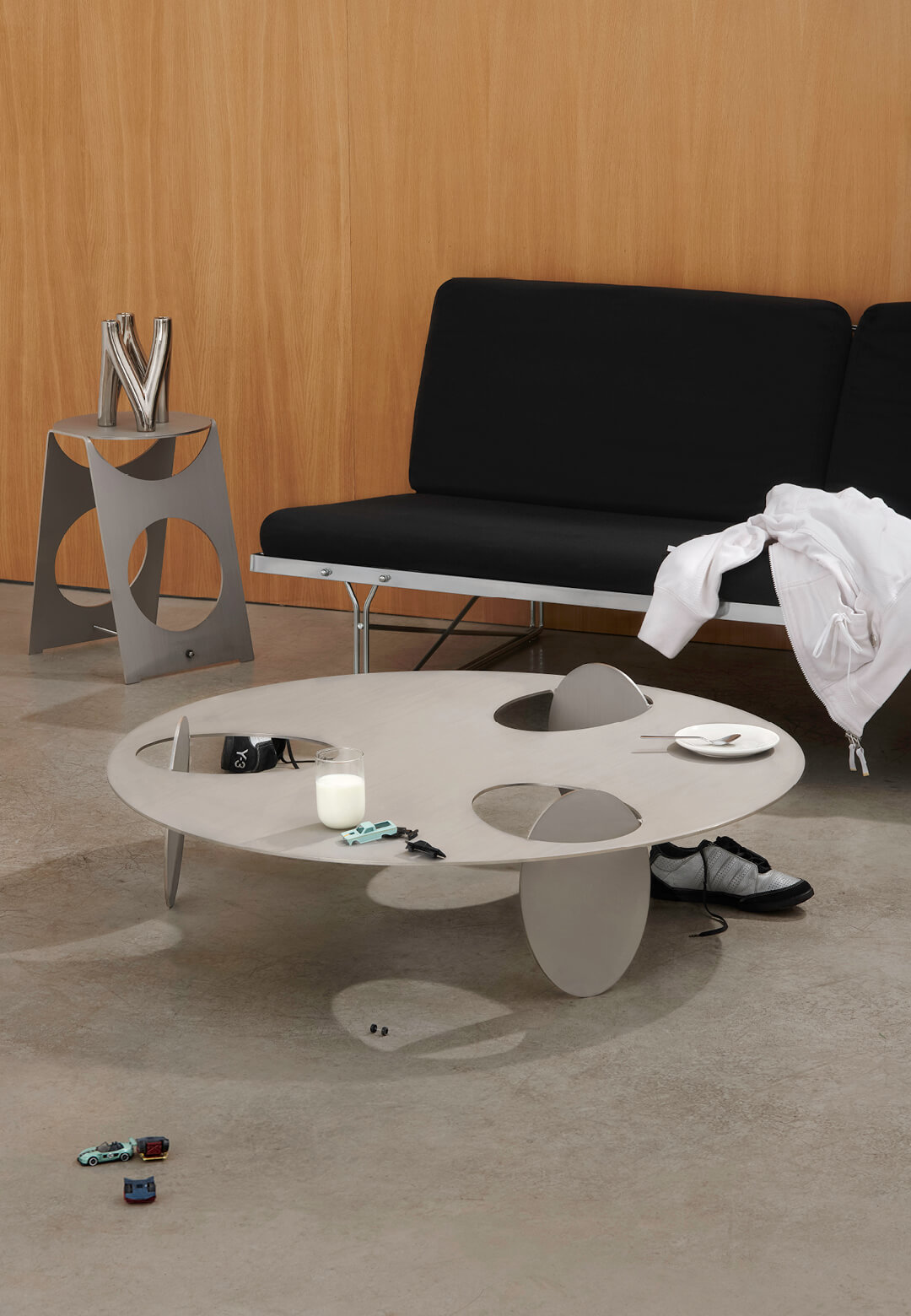 Jordi L&oacute;pez Aguil&oacute; designs sculptural objects with folded metal sheets and adjustable mechanisms | Kutarq Studio | STIRworld