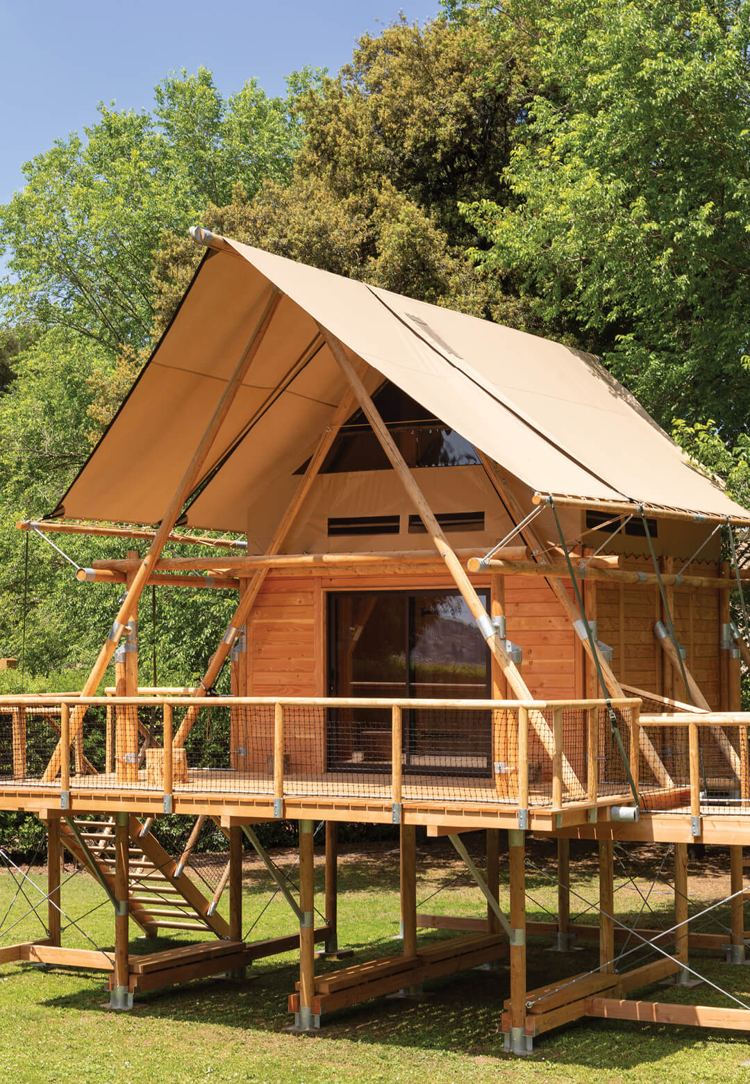 (L-R) Cabane 7L by Manuel Bouzas; La Cahutte by Huttopia; Il Tempietto by ane architecture and Atelier Tras | Festival des Cabanes | STIRworld