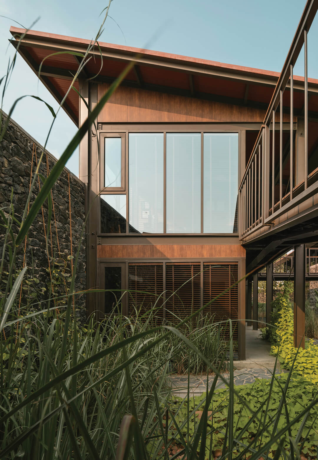 Studio Saransh integrates landscape as an integral part of the spatial experience of Oasis | Oasis | Studio Saransh | STIRworld