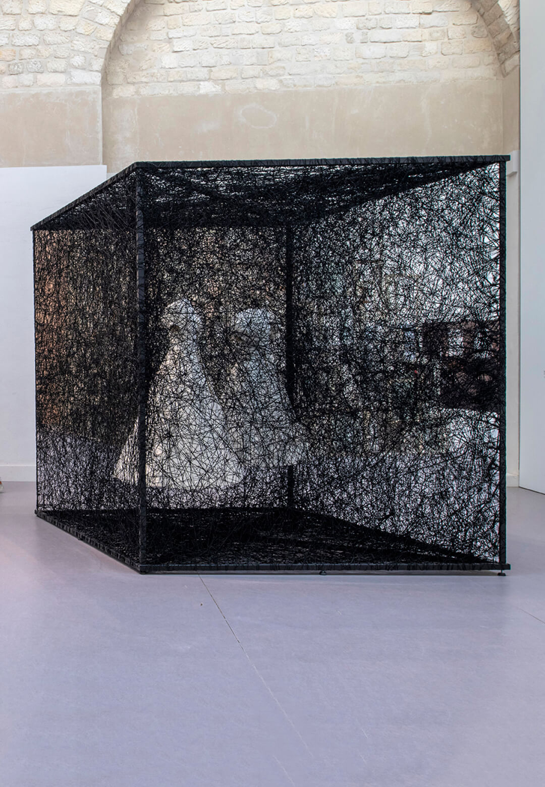 Exhibition view of ‘Shiota Chiharu: The Soul Trembles’, Grand Palais, Paris, 2024, Scenographie Atelier Jodar| Shiota Chiharu| Mori Art Museum| STIRworld