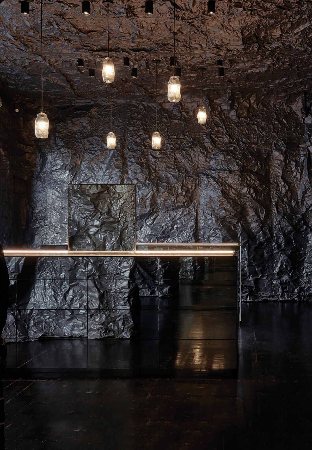 Cave-like landscape installation by Russell & George for jewellery brand Sarah & Sebastian | Sarah & Sebastian | Russell & George | STIRworld