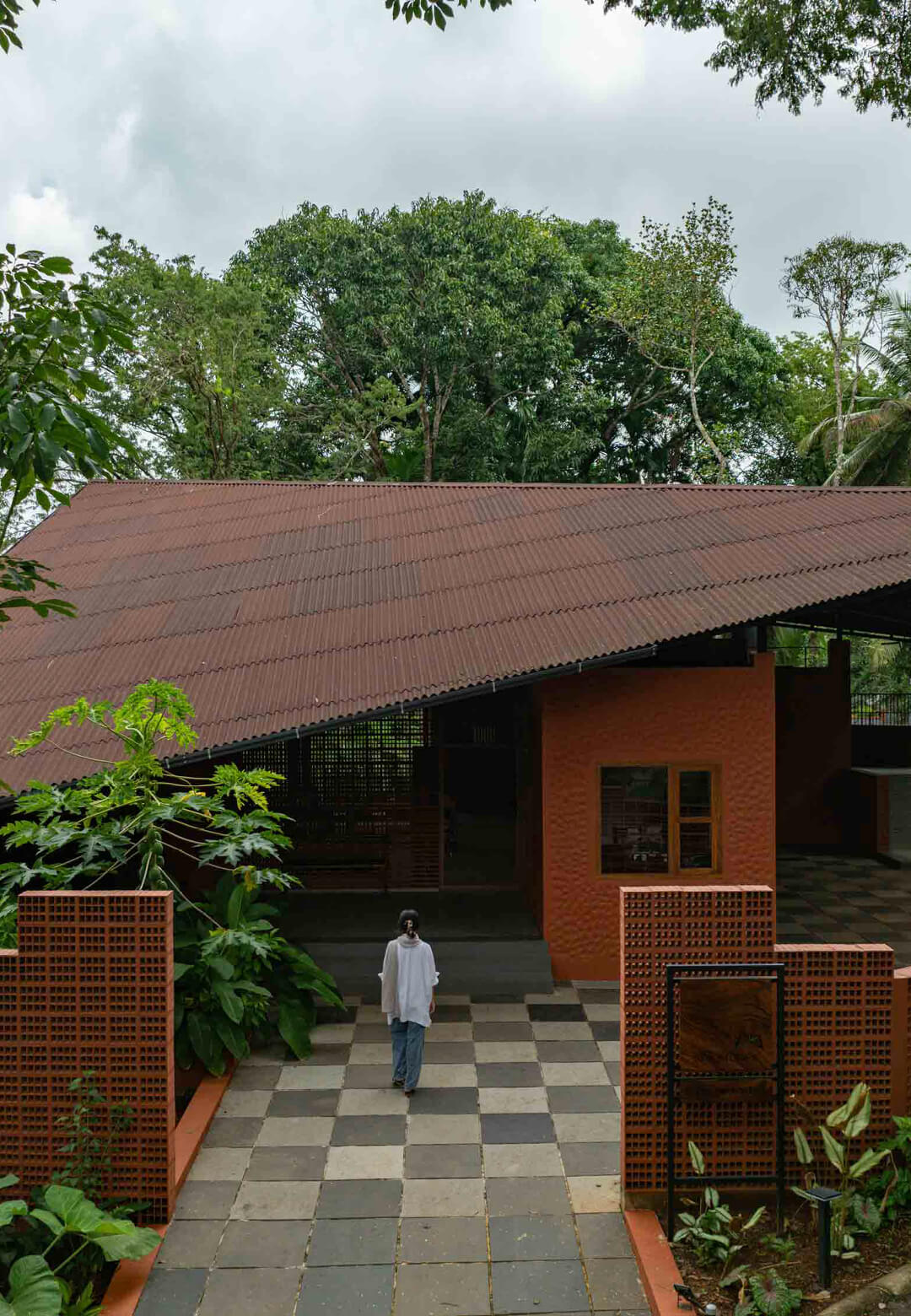 Soil Stories is a pavilion structure harbouring a chess academy, a community centre and an ecological sanctuary in the city of Kozhikode | Soil Stories | Magicline Studio | STIRworld