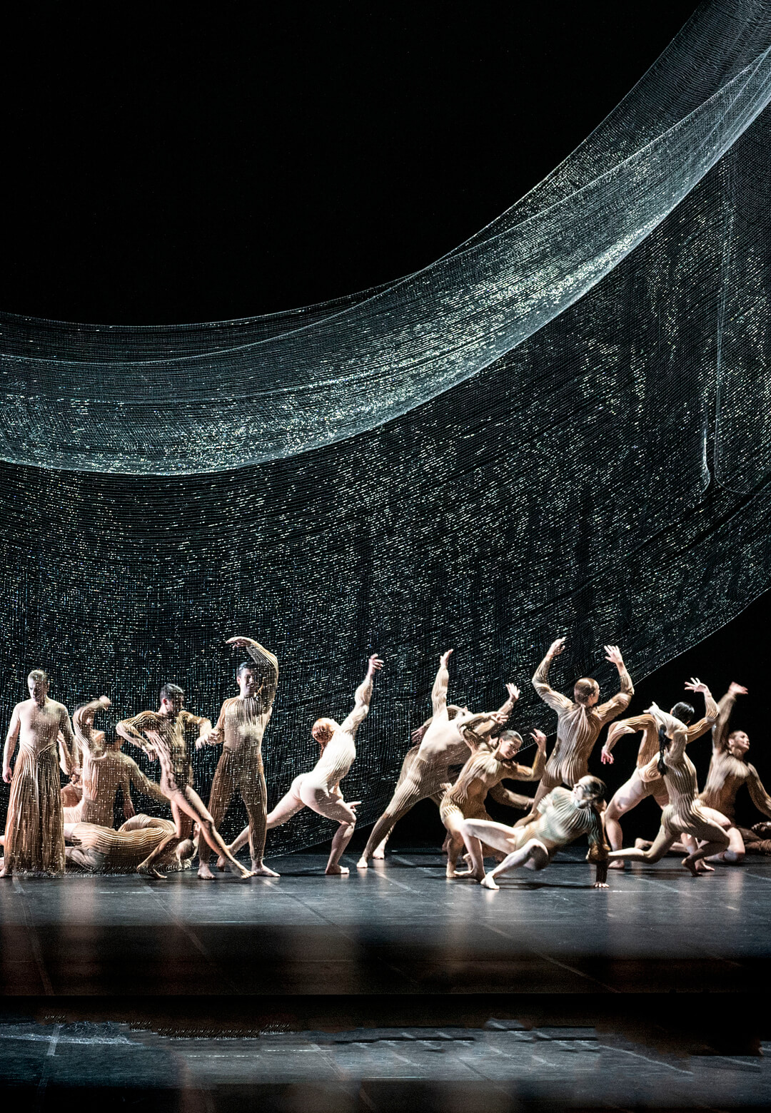 Studio Drift brings contemporary art to the world’s oldest known opera, L’Orfeo | L’Orfeo | Studio Drift | STIRworld