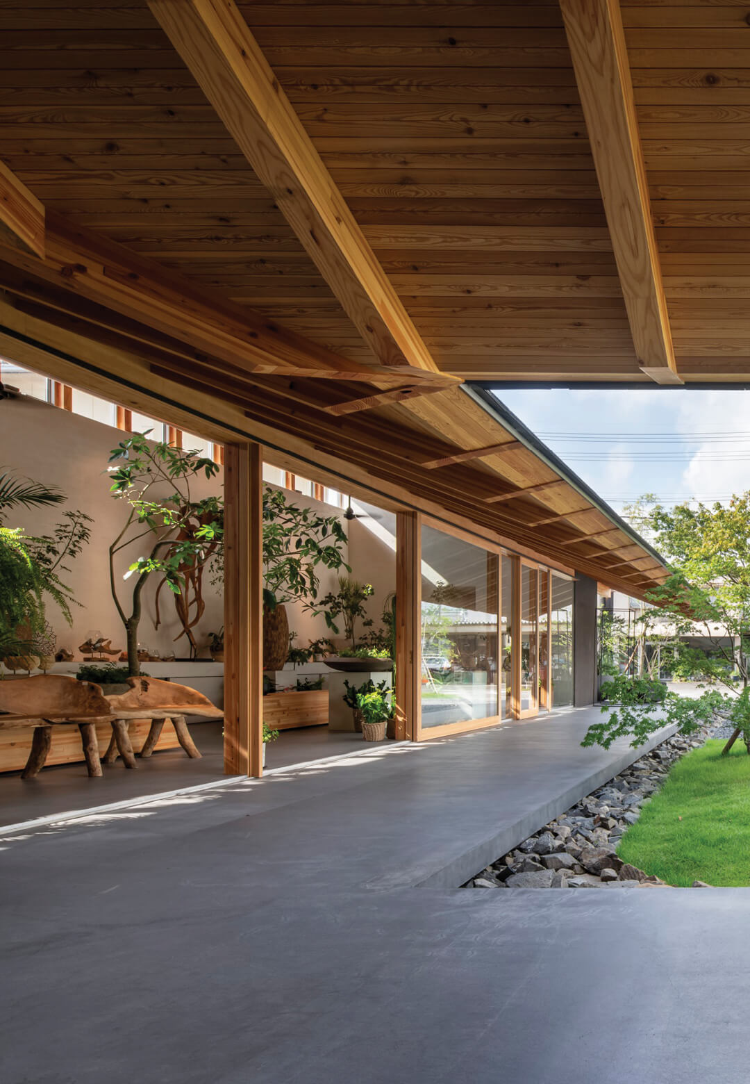 Komonokaen, a multiutility store in Komono, Mie Prefecture, Japan | Komonokaen | Tatsuya Kawamoto + Associates | STIRworld