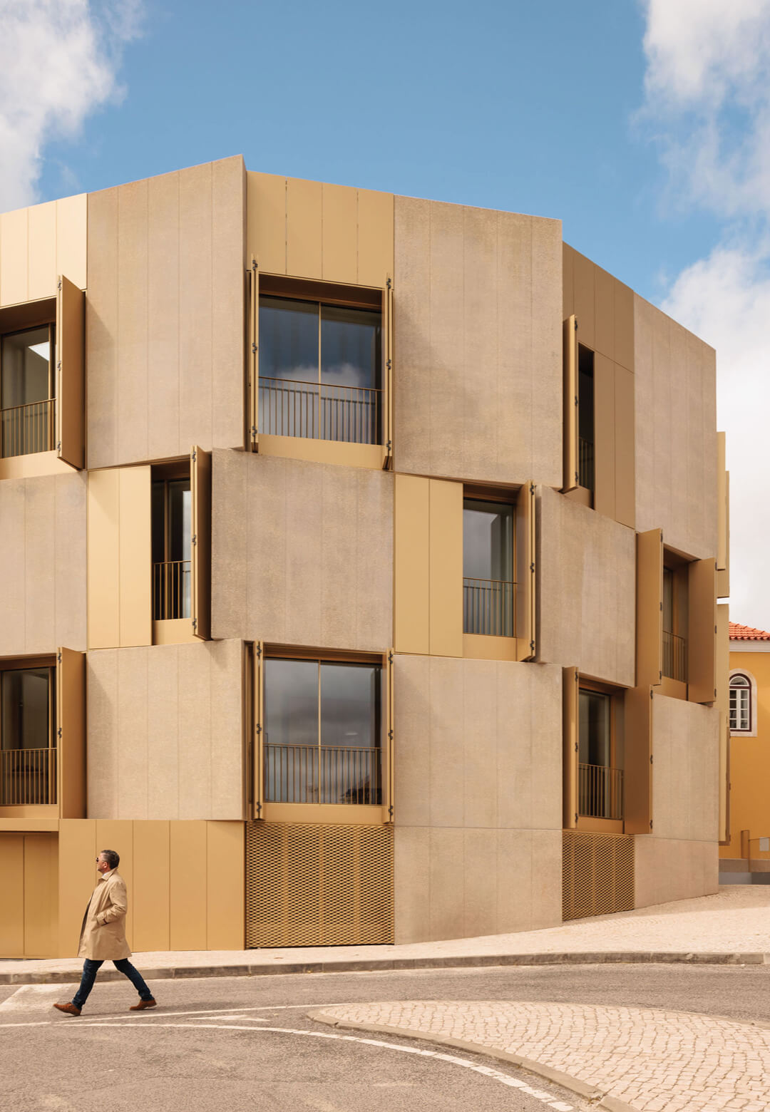 The project for a housing complex in Portugal utilises its facade to play with the idea of interior and exterior | Housing Complex in Portugal | Bureau des Mésarchitectures | STIRworld
