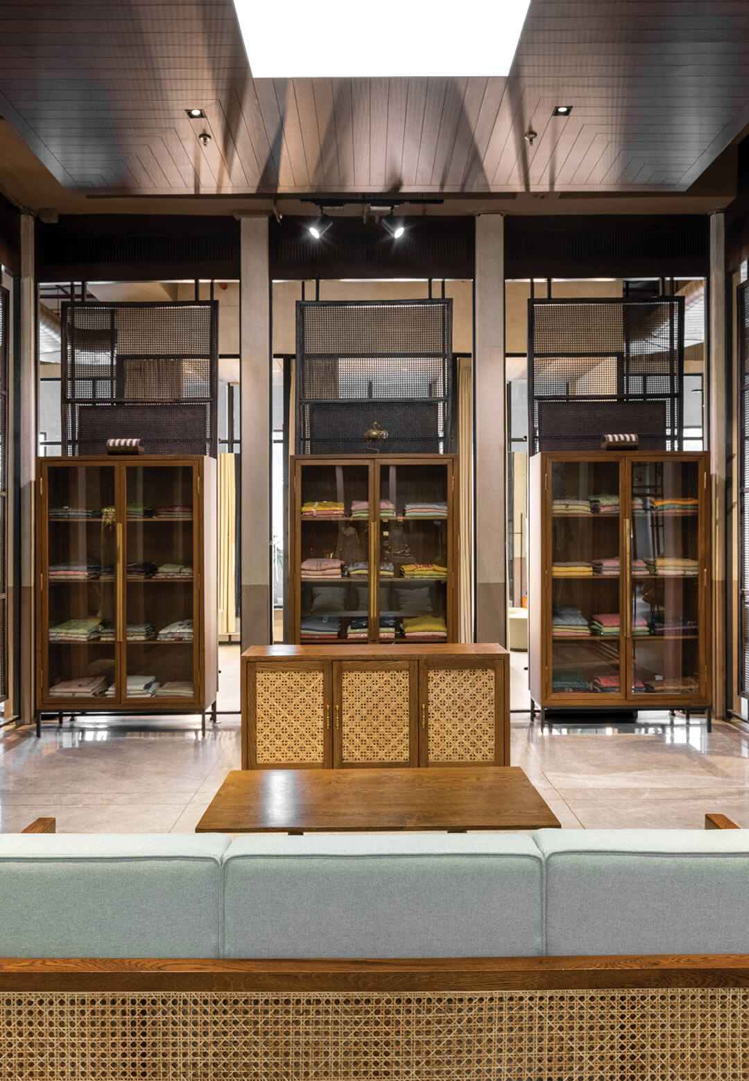 Raro House of Fashion in New Delhi by Studio Lotus is a complementary confluence of two major fashion brands | Raro House of Fashion | Studio Lotus | STIRworld
