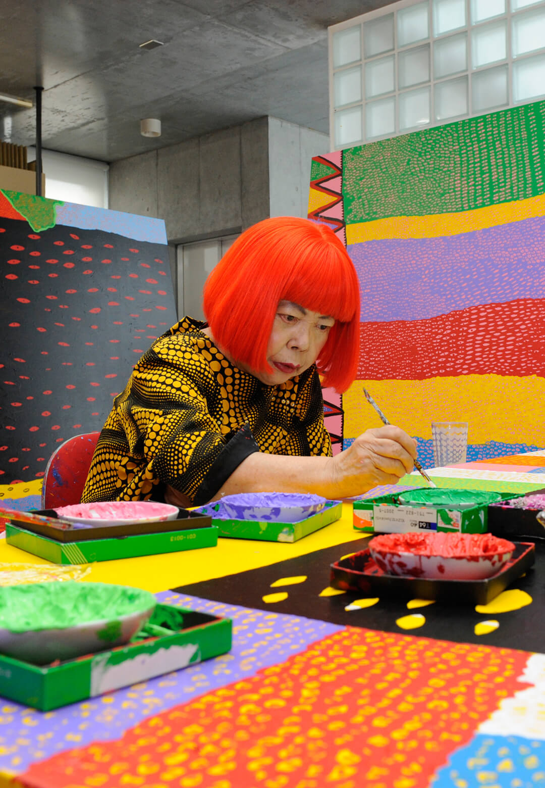 Yayoi Kusama creating paintings for the series &lsquo;My Eternal Soul&rsquo; in her studio, 2014 | Yayoi Kusama | David Zwirner | STIRworld