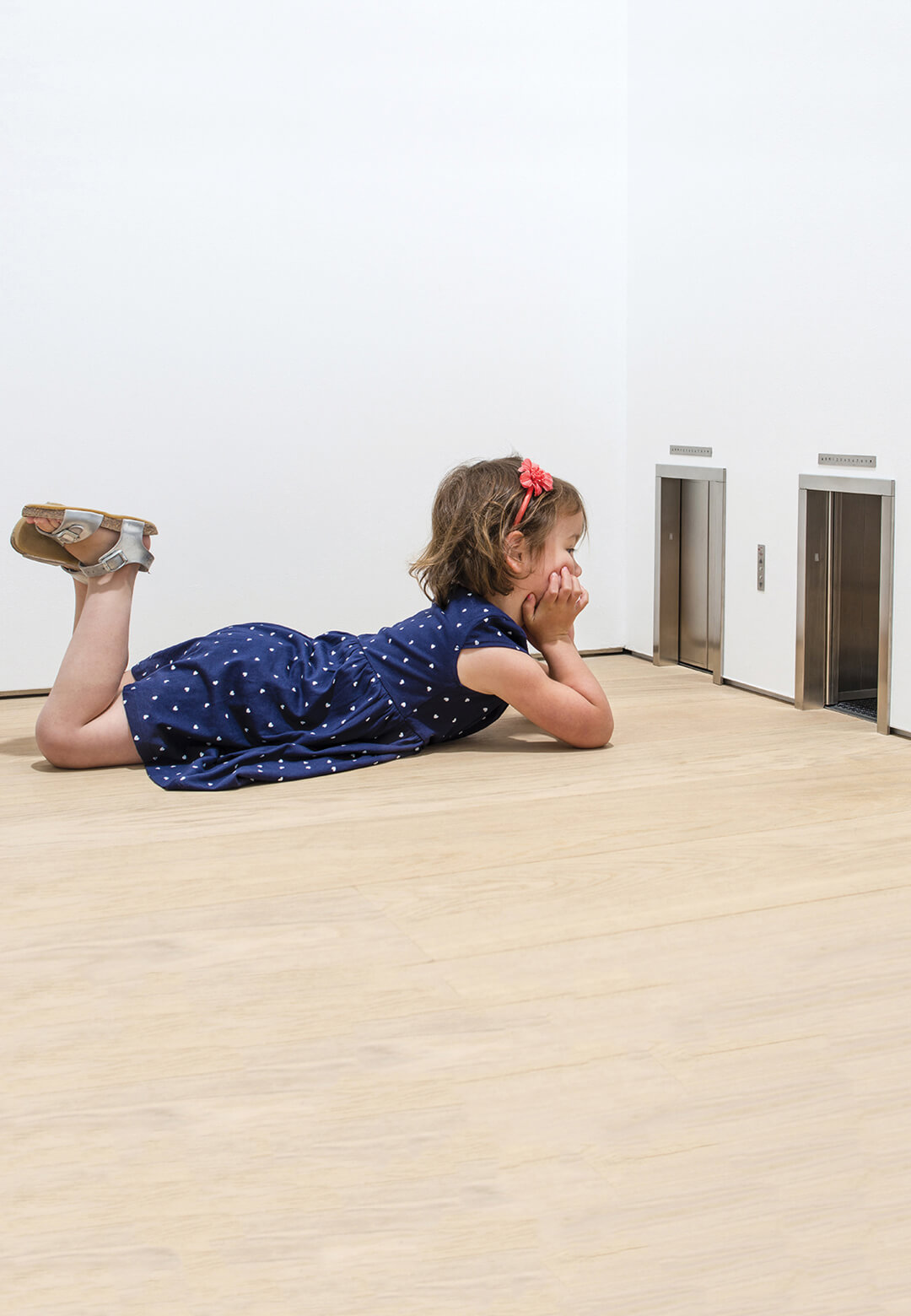 Untitled, aluminium, stainless steel, wood, electronic components, 2001, Maurizio Cattelan | Museum Voorlinden | STIRworld