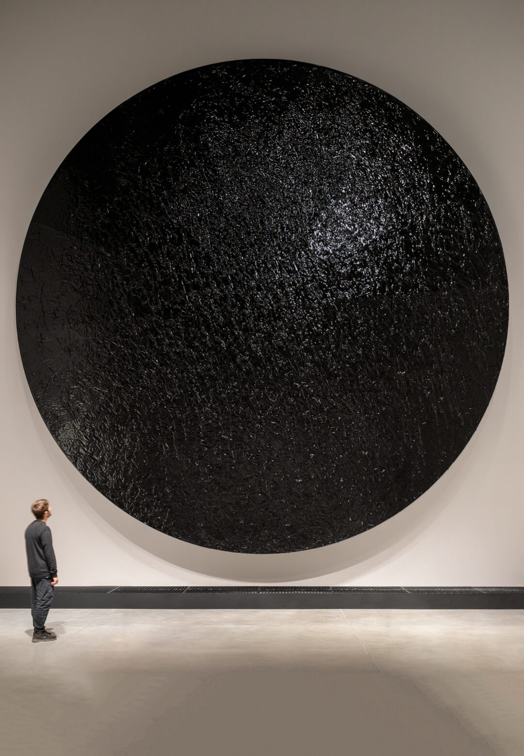 ‘Memory of Becoming’, industrial oil, steel, electric system, 2024 | Islamic Arts Biennale 2025 | Arcangelo Sassolino | STIRworld