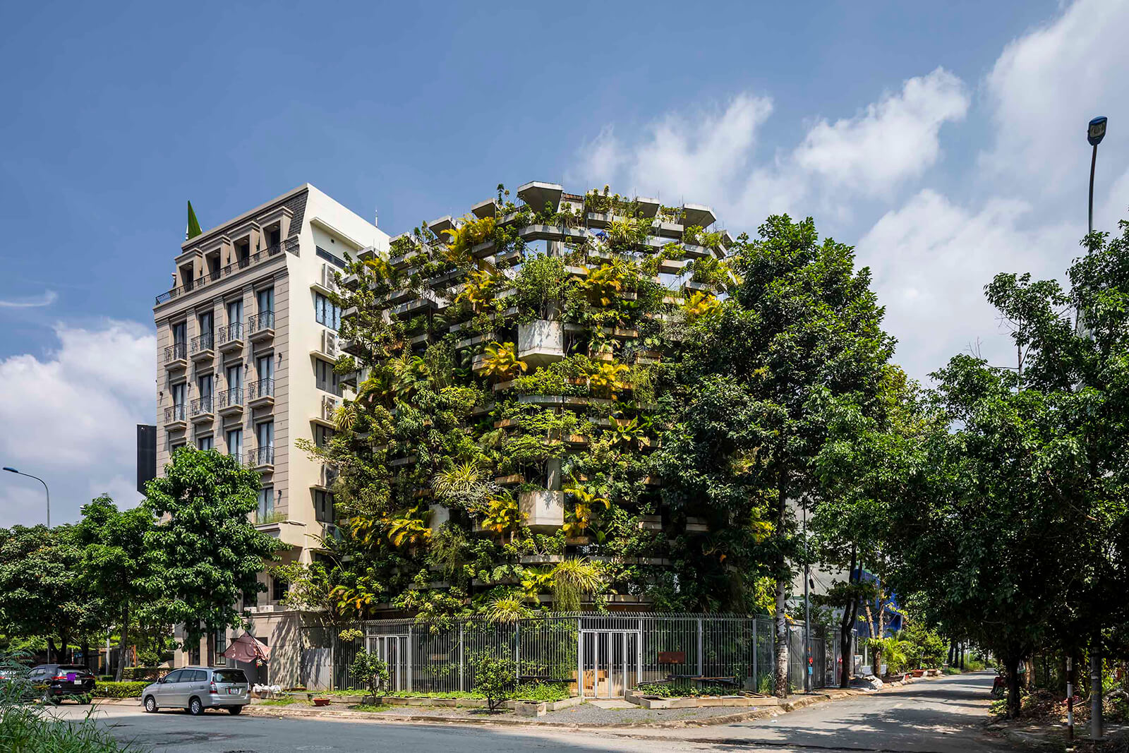 Green Oasis: Exploring Vo Trong Nghia’s Urban Farming Office | Collective Language-Asian Contemporary Architecture Exhibition| Jenchieh Hung and Nada Inthaphunt | STIRworld