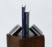 Il&middot;Lacions Design Gallery unveils seven exhibitions inspired by the idea of capsules