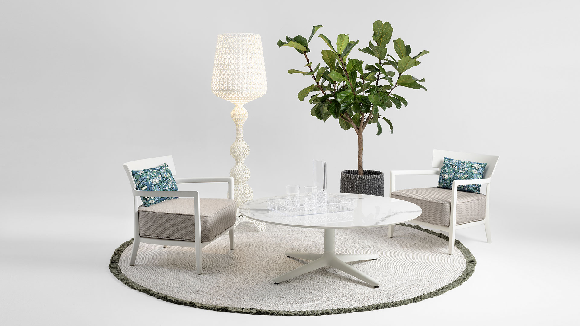 Cara Outdoor Armchair