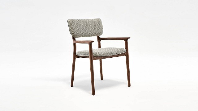 DO/MO Chair