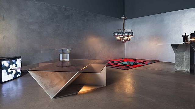 Pinac Low Coffee Table