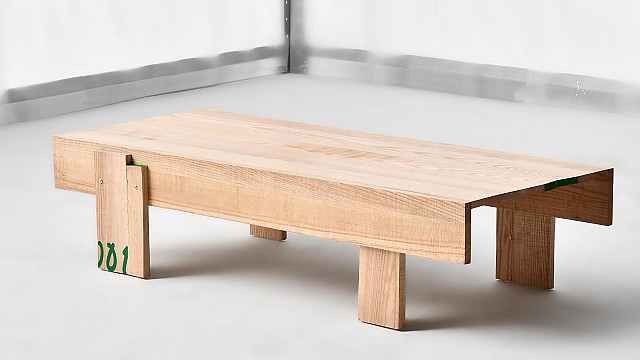 Zhuangxiu Table