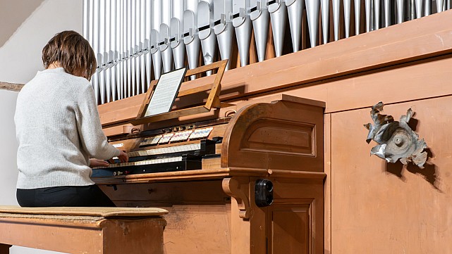 Instrument