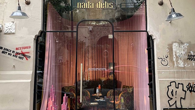 Nada Debs showcases at &lsquo;The Vitrine&rsquo;, the first after the 2020 Beirut explosion