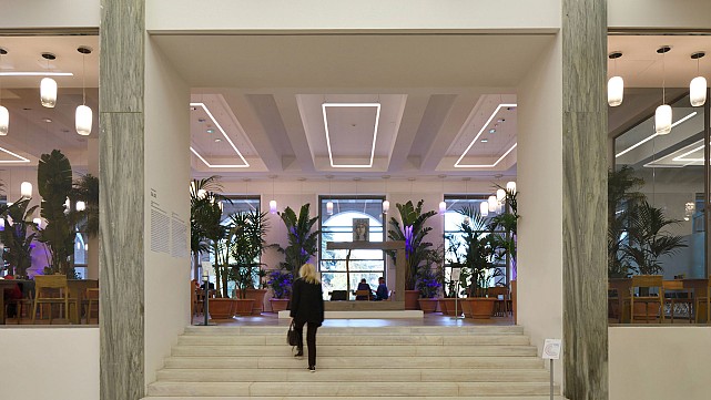 Artemide lights up Caff&egrave; Triennale