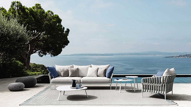 Frame Sofa