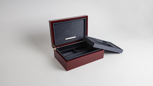 Jewelry box
