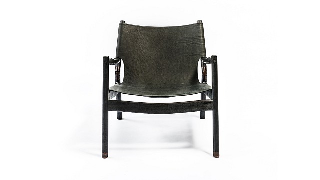 EAE Black Lounge Chair