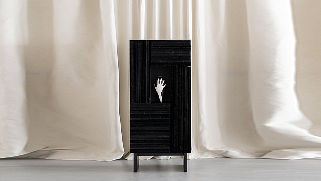 Iris Cabinet, Handful Vase