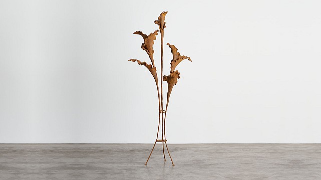 Vase Blossoming