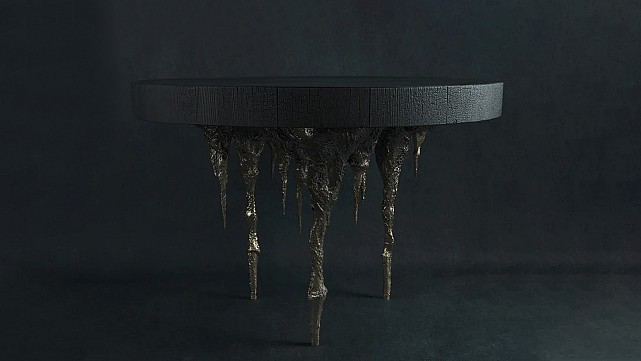 D&eacute;senchant&eacute;e Table