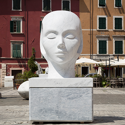 White Carrara 2025: Design Here and Now